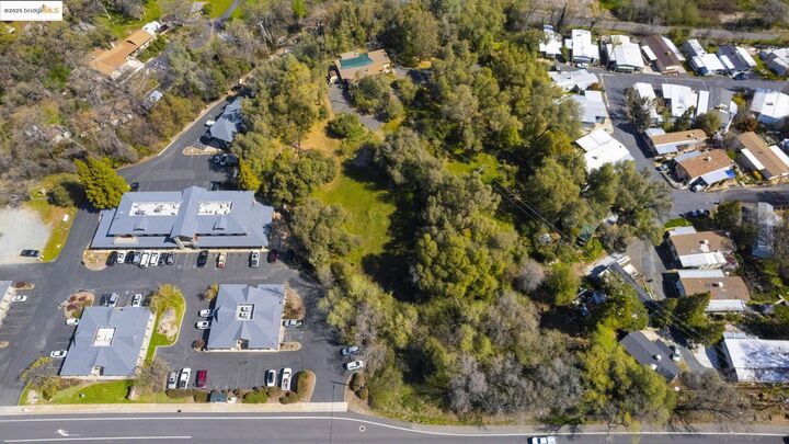 Property Photo: 14599 Peaceful Valley Rd CA 95370