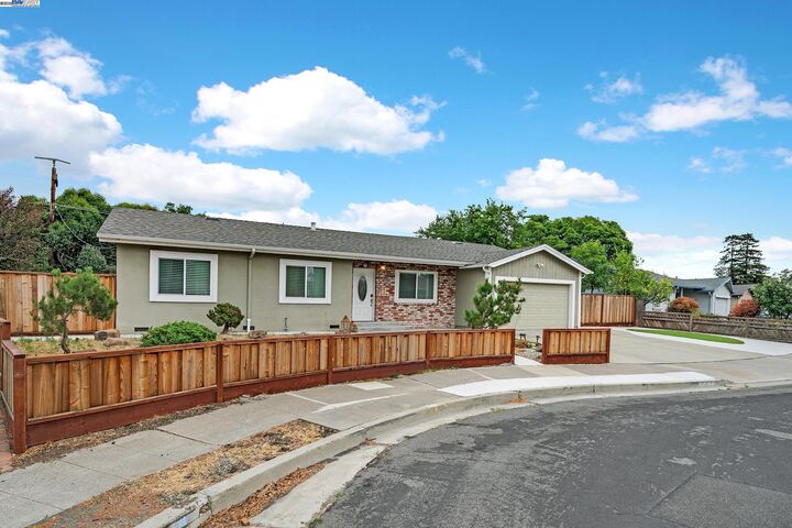 Property Photo: 7845 Ironwood Dr CA 94568