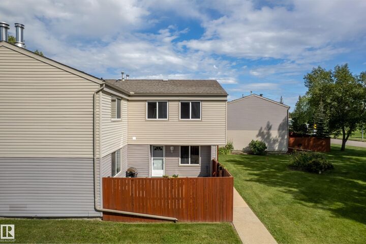 Property Photo: 5614 148 Street NW AB T6H 4T8