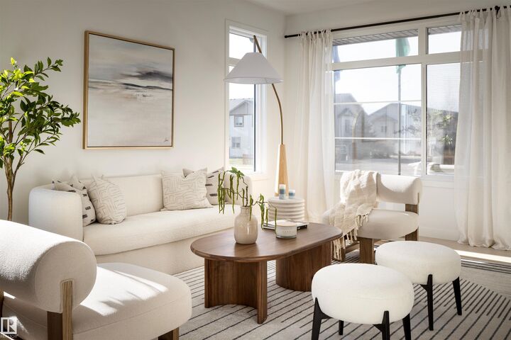 Property Photo:  2133 Crossbill Lane NW  AB T5S 0W4 