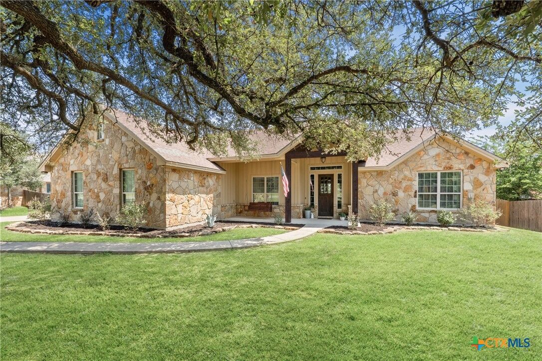 Property Photo:  1024 Doves Landing Court  TX 76571