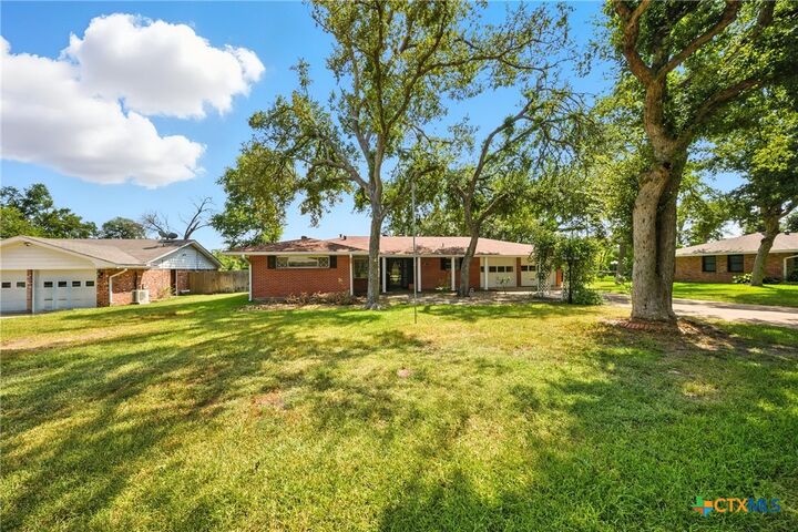 Property Photo:  3701 Las Cienega Boulevard  TX 76502 