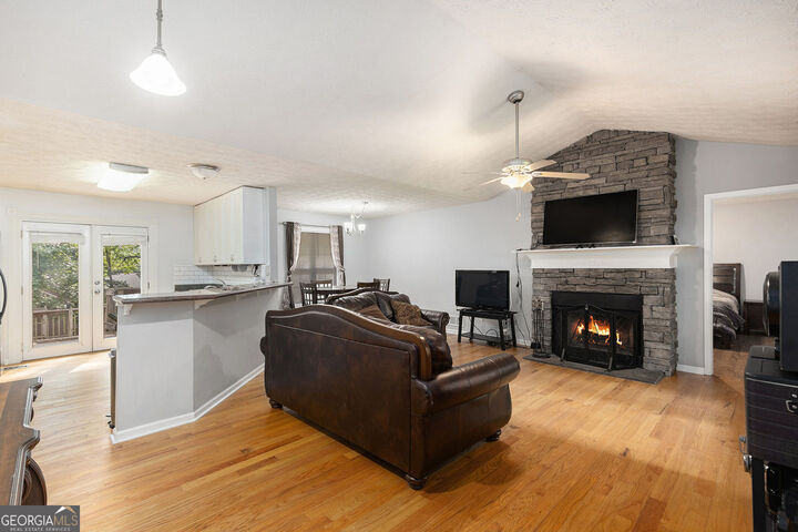 Property Photo: 114 Clay Court GA 30180