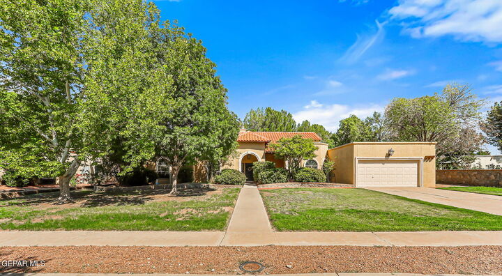 750 Willow Glen Drive  El Paso TX 79922 photo