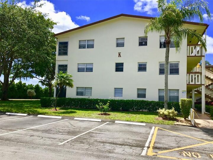 Property Photo:  438 Mansfield K 438  FL 33434 