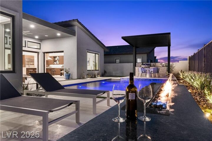 Property Photo: 508 Vista Sunset Avenue NV 89138