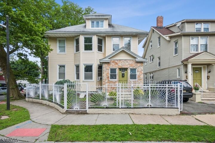 Property Photo: 35 Sunnyside Ter NJ 07018