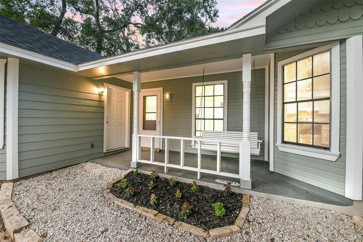 Property Photo:  10931 Royal Circle  TX 77328 