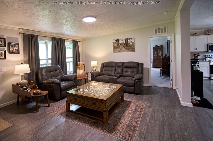 Property Photo: 486 Hale Lane WV 25123