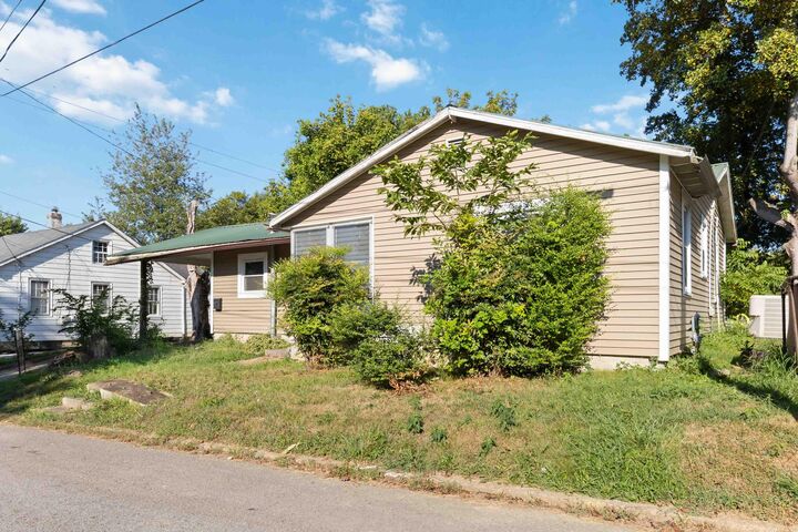 Property Photo: 107 North McCullum Avenue KY 42743