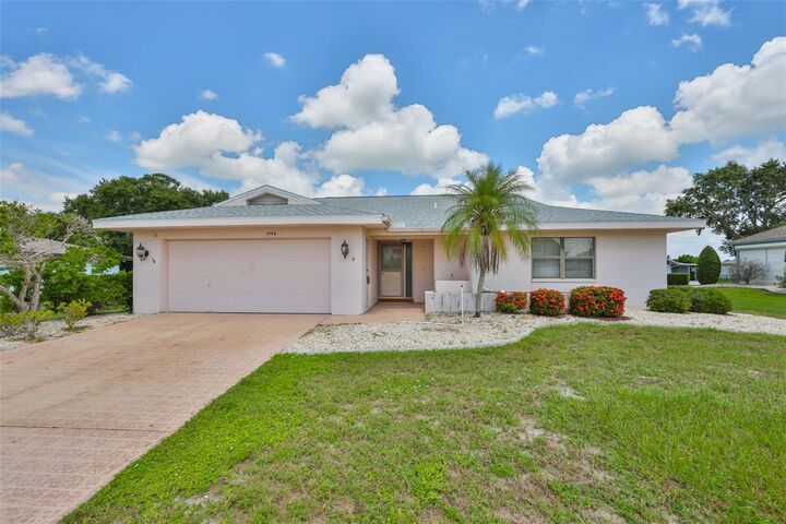 Property Photo:  1709 S Pebble Beach Boulevard  FL 33573 