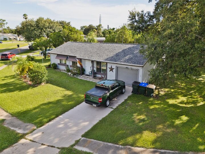 Property Photo: 4055 Natchez Terrace FL 34287