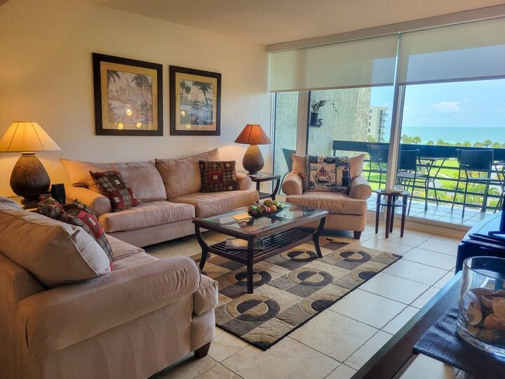Property Photo:  1105 Gulf Of Mexico Drive 402  FL 34228 