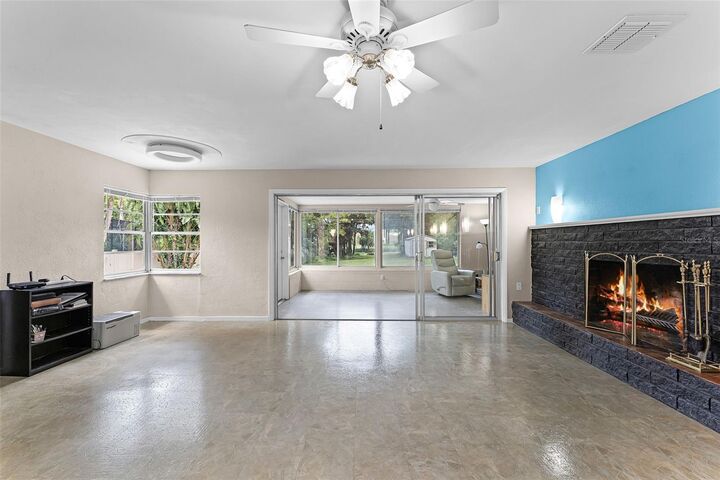 Property Photo:  1052 Crystal Bowl Circle  FL 32707 