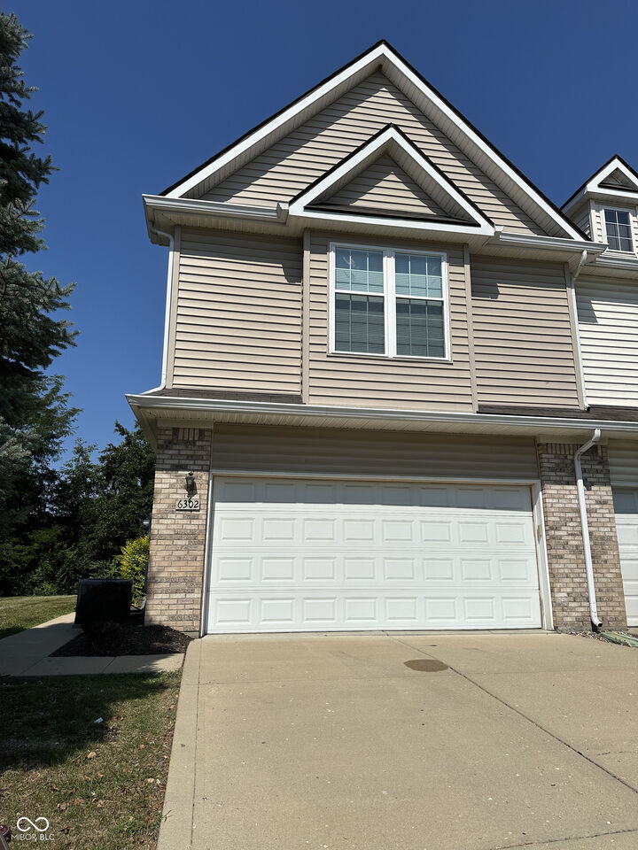 Property Photo: 6302 Bishops Pond Lane IN 46268