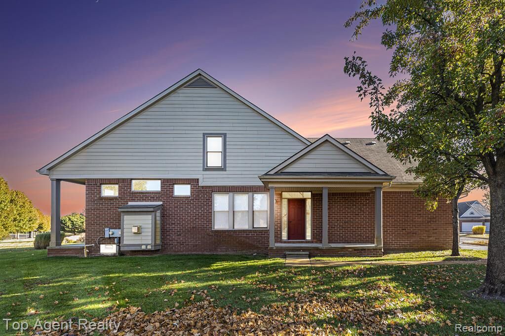 Property Photo: 7087 Moore Court MI 48317 6340