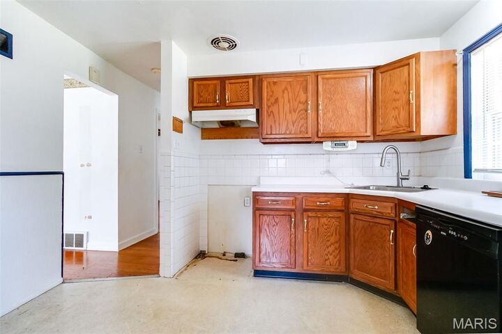 Property Photo: 312 Ward Drive MO 63135
