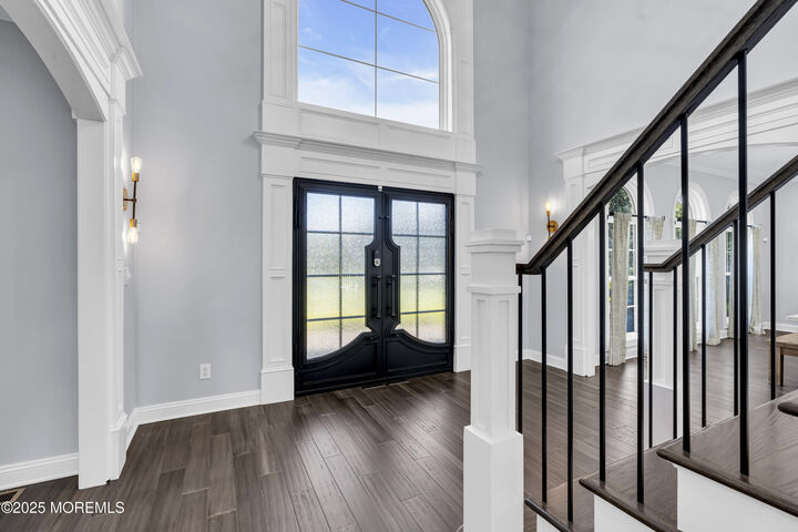 Property Photo:  20 Fountayne Lane  NJ 07726 