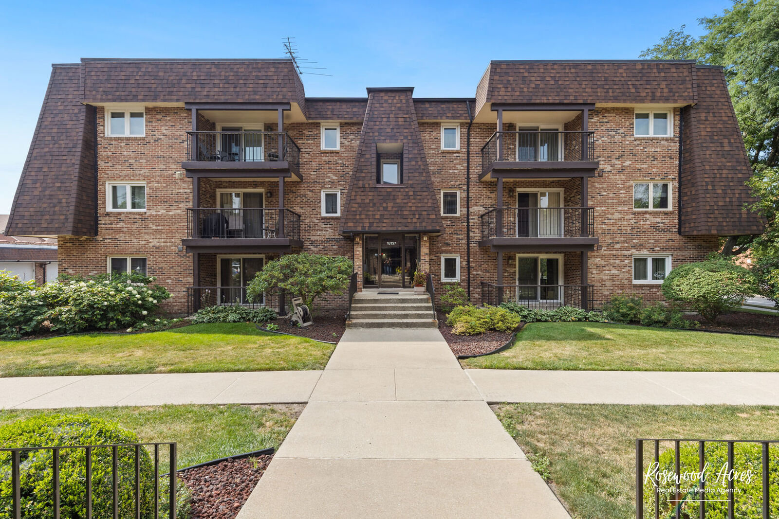 Property Photo: 18137 Martin Avenue 1ne IL 60430