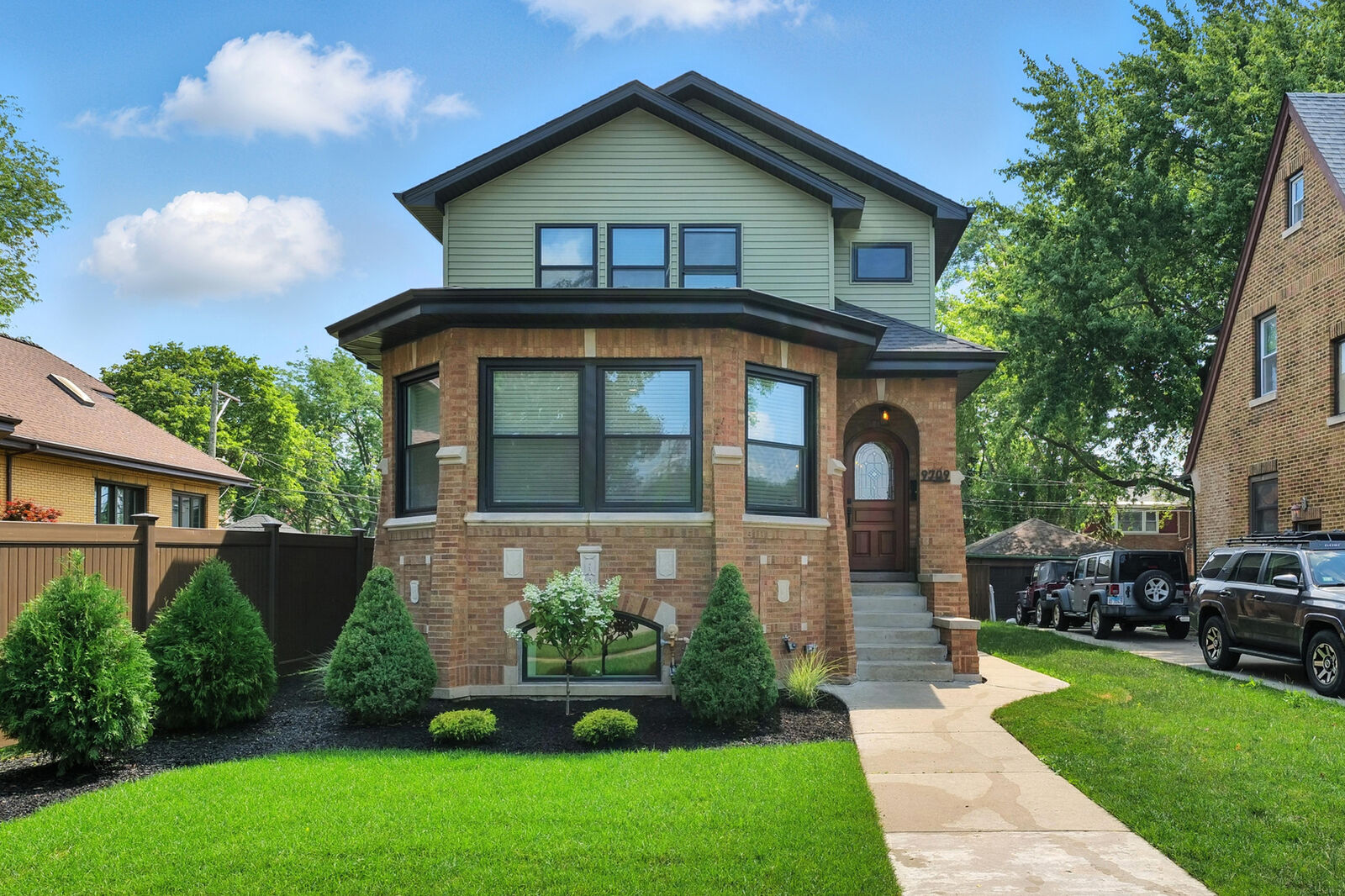 Property Photo:  9709 S Leavitt Street  IL 60643 
