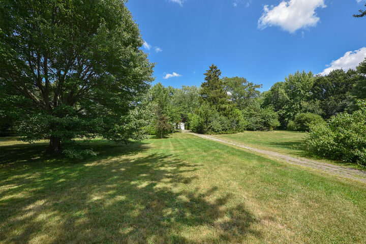 Property Photo:  449 Cumnock Road  IL 60067 