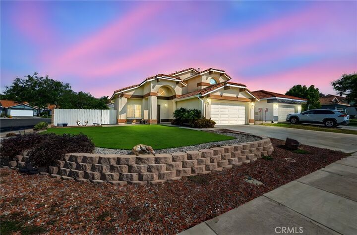 Property Photo:  40027 Daphne Drive  CA 92563 
