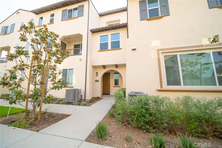 Property Photo: 17952 Seaglass Drive CA 92647