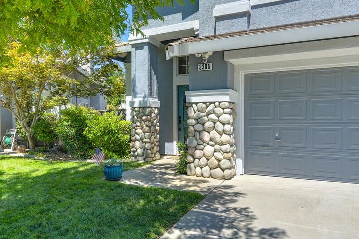 Property Photo: 3305 Turnbuckle Circle CA 95758