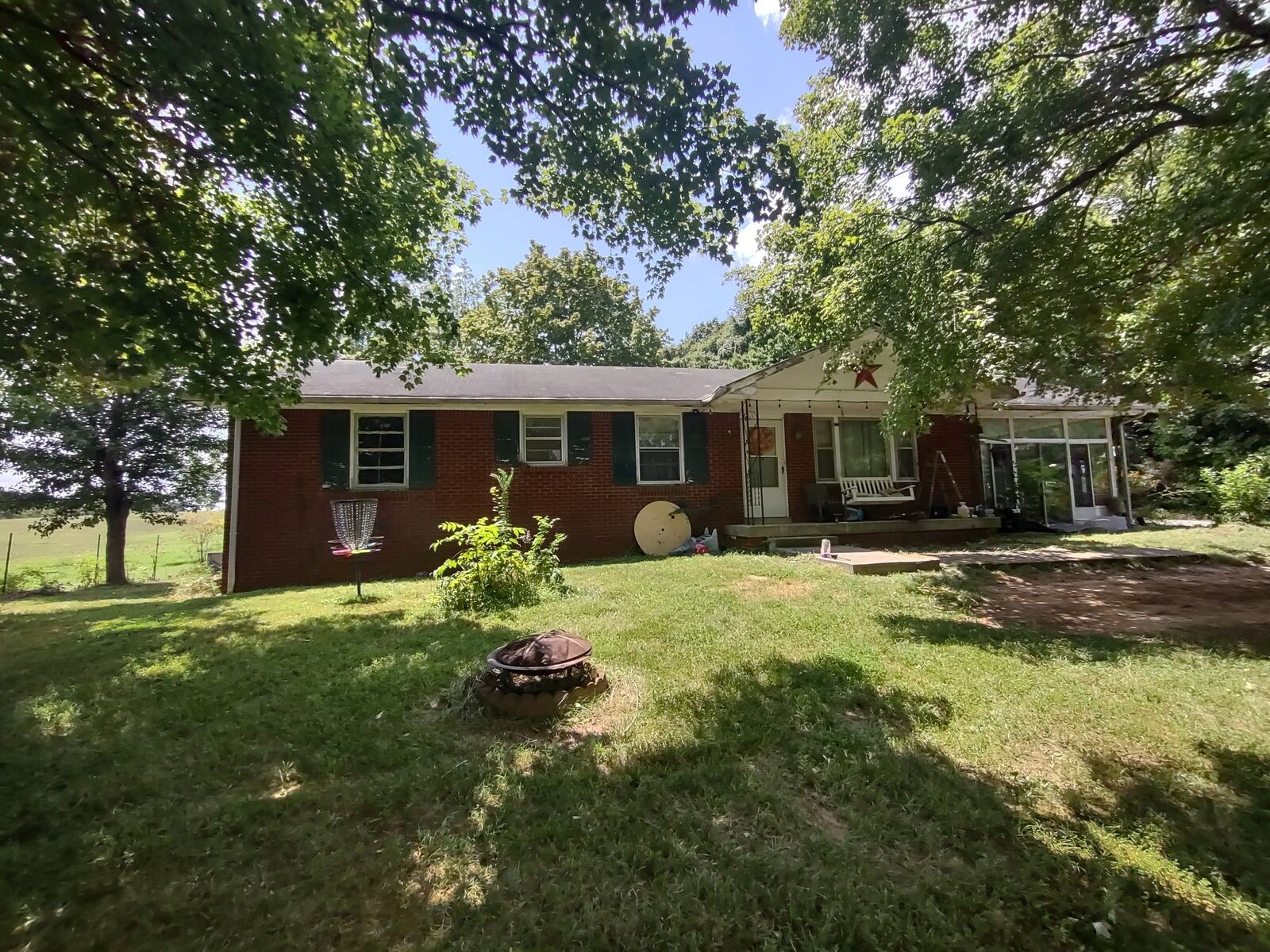 Property Photo: 4279 Turnersville Rd TN 37032