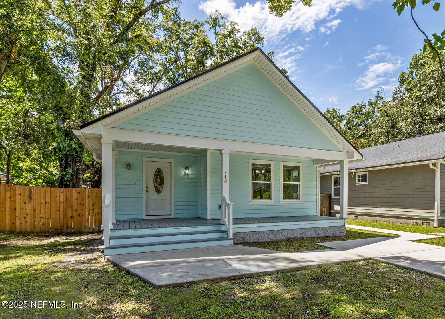 Property Photo:  470 Winter Street  FL 32254 