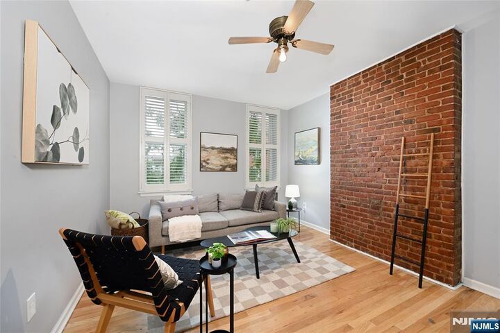 Property Photo:  124 Madison Street 3L  NJ 07030 