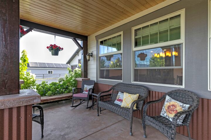 Property Photo:  612 Wises Way  MT 59828 