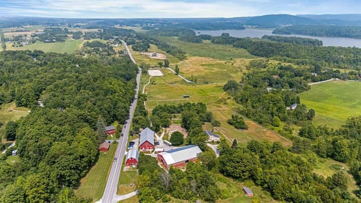6493 Dorset Street  Shelburne VT 05482-7096 photo