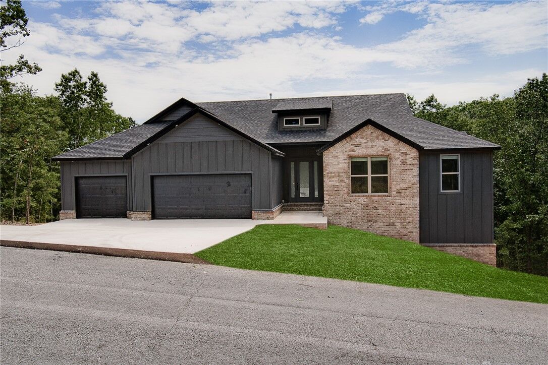 Property Photo: 21 Aberdeen Drive AR 72715