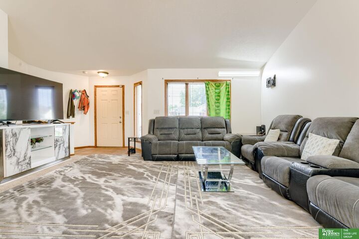 Property Photo:  4140 W Huntington Avenue  NE 68524 