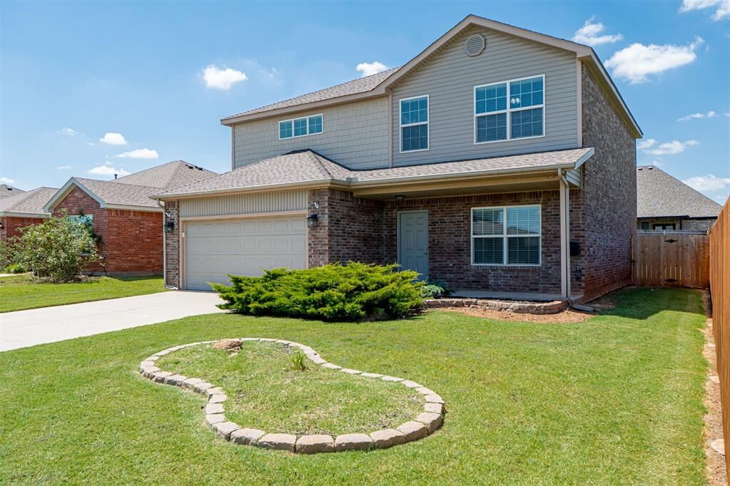 Property Photo: 2937 Thompson Farm Lane OK 73099