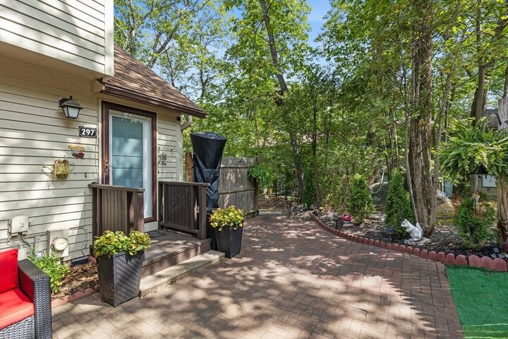 Property Photo:  297 Meeting House Path 297  MA 01721 