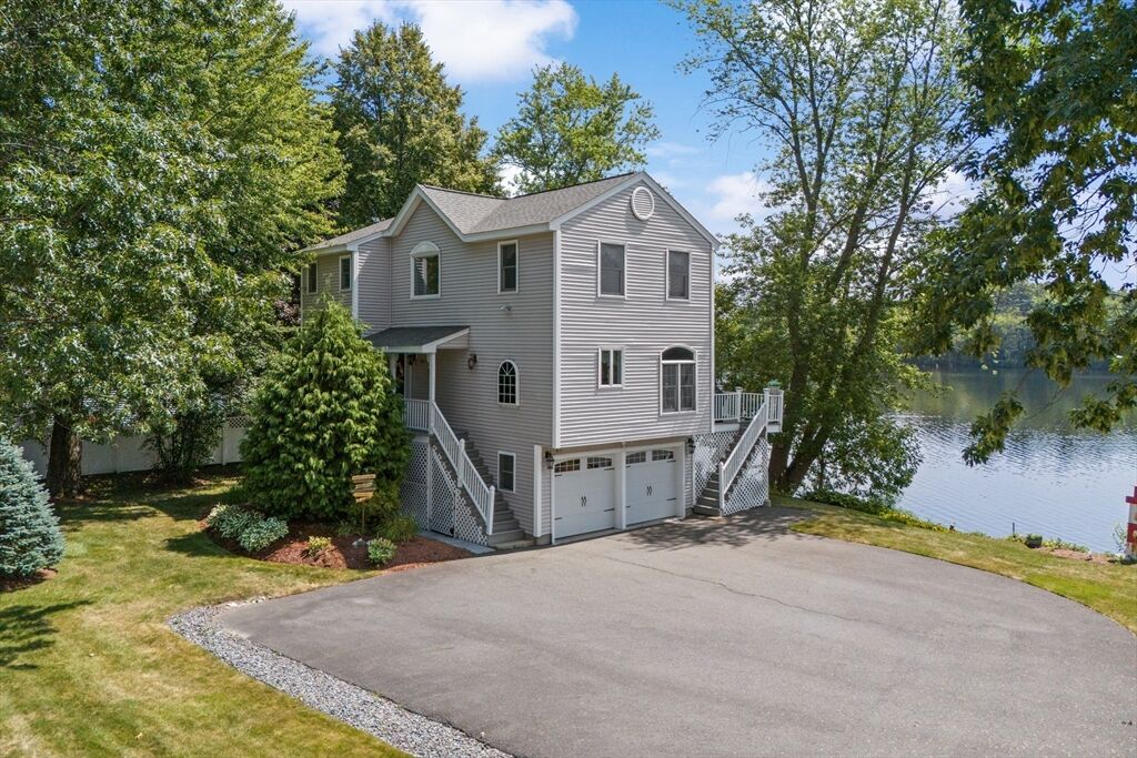 Property Photo:  492 Lowell St  MA 01844 