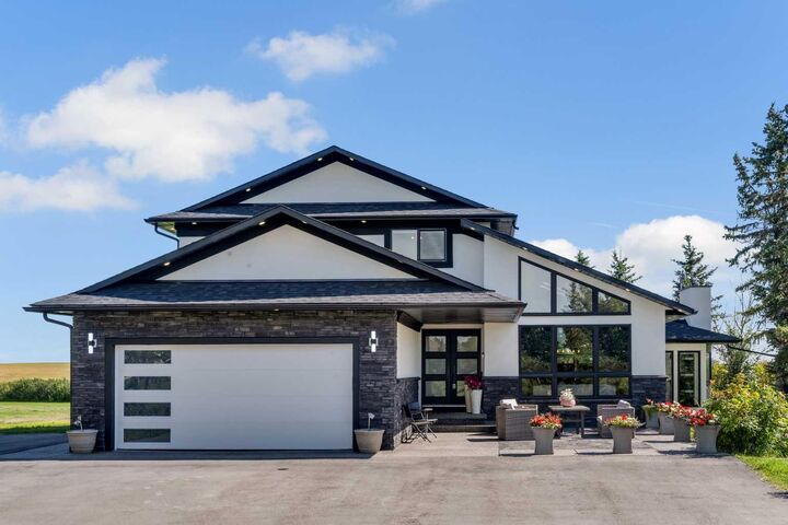 319 Lansdown Estates  Rural Rocky View County AB T2P 2G7 photo