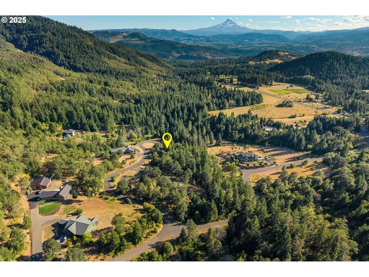 Property Photo:  25 Jewett Creek Loop Rd  WA 98672 