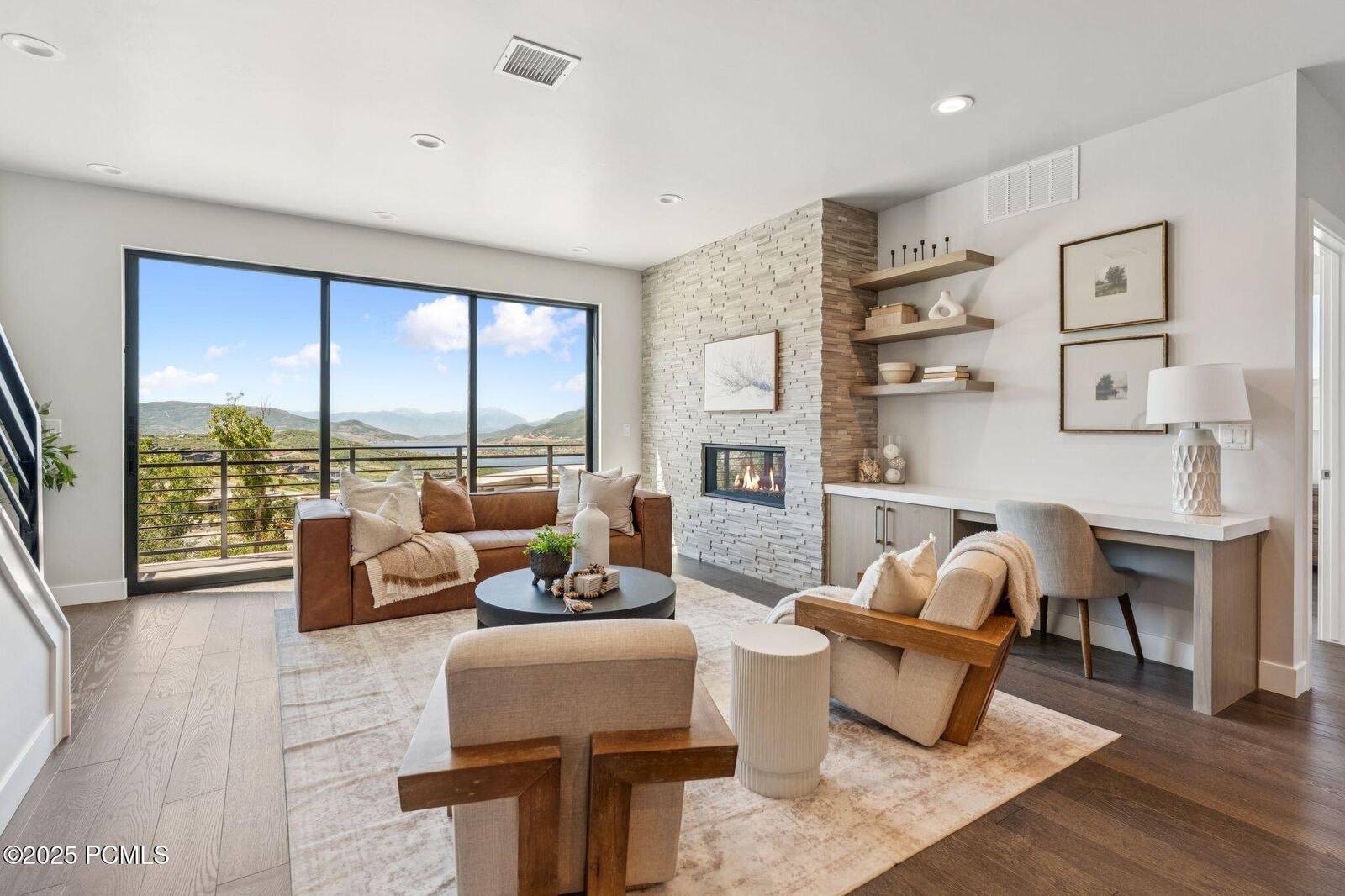 Property Photo:  881 E Grizzly Draw Court 75  UT 84036 