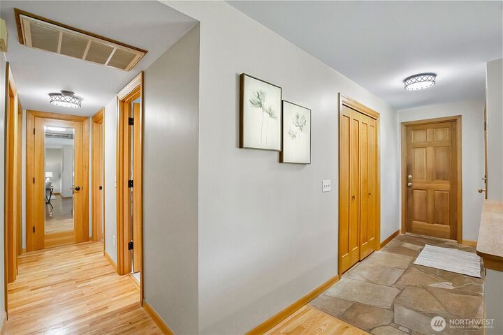 Property Photo:  8622 NE 139 Street  WA 98034 