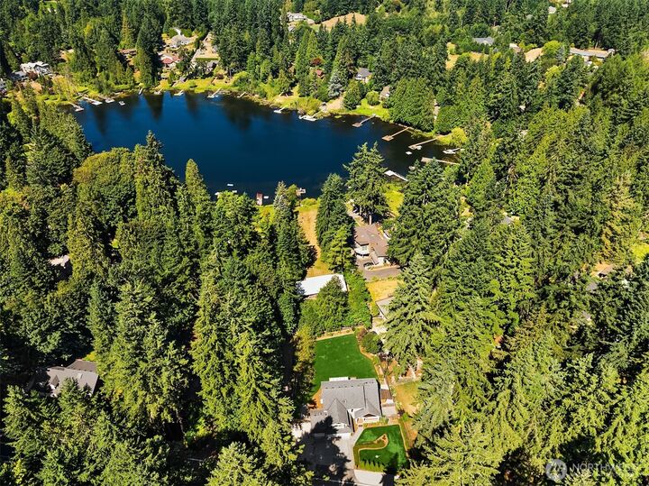Property Photo: 16520 NE 180th Place WA 98072
