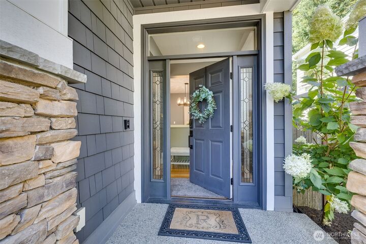Property Photo:  4005  167th Place SE  WA 98012 