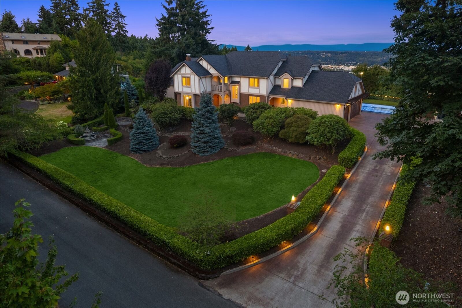 Property Photo: 412 Hi Crest Drive WA 98001