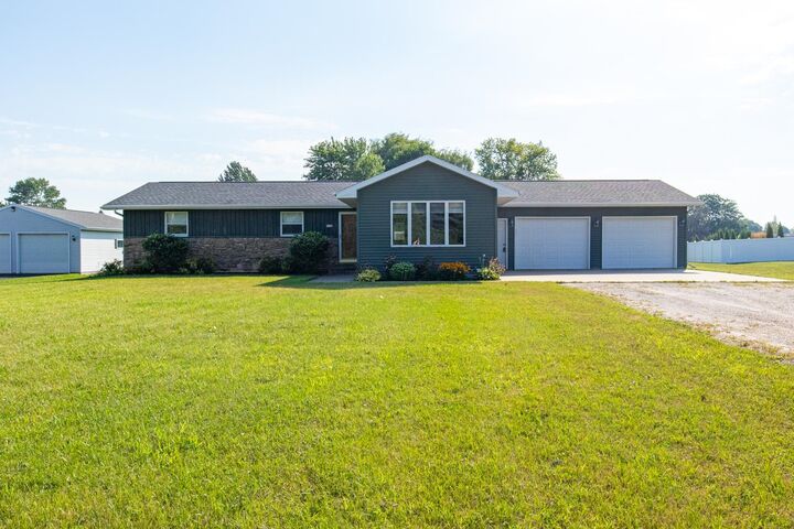 Property Photo: N138 County Rd N WI 54915
