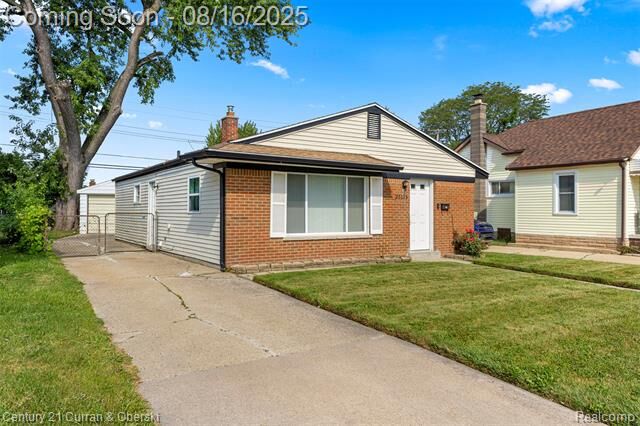 Property Photo: 25135 Dale Street MI 48066