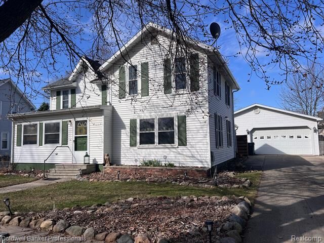 Property Photo:  323 Madison Street  MI 48872 