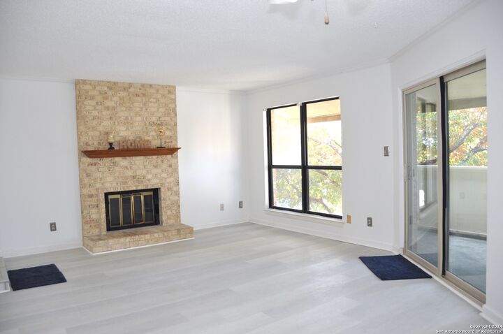 Property Photo:  11843 Braesview 1012  TX 78213 