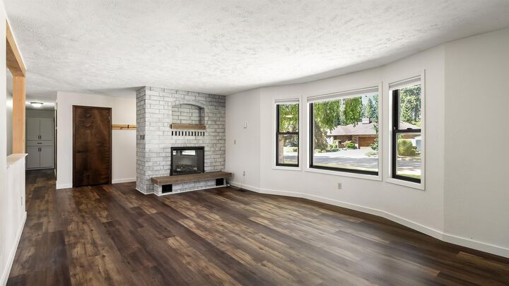 Property Photo:  11318 E 29th Ave  WA 99206 